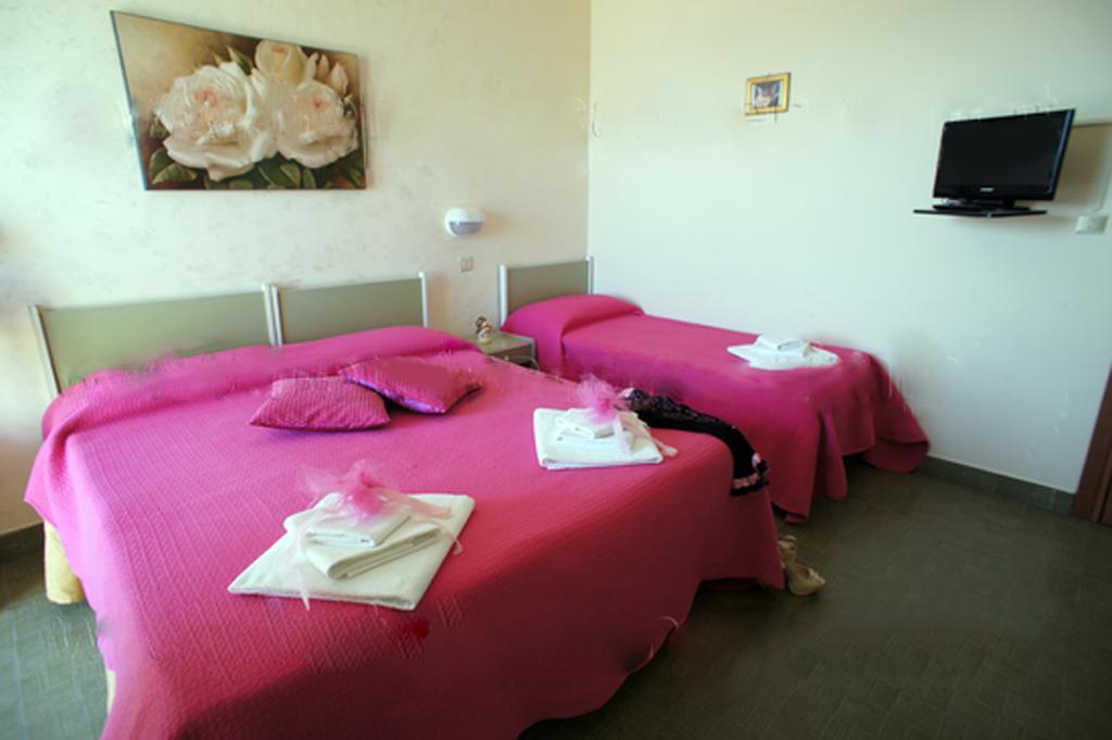 Hotel Brenta Viserbella di Rimini ภายนอก รูปภาพ