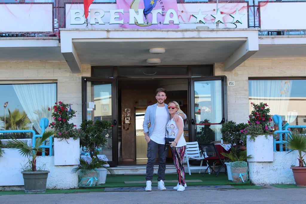 Hotel Brenta Viserbella di Rimini ภายนอก รูปภาพ