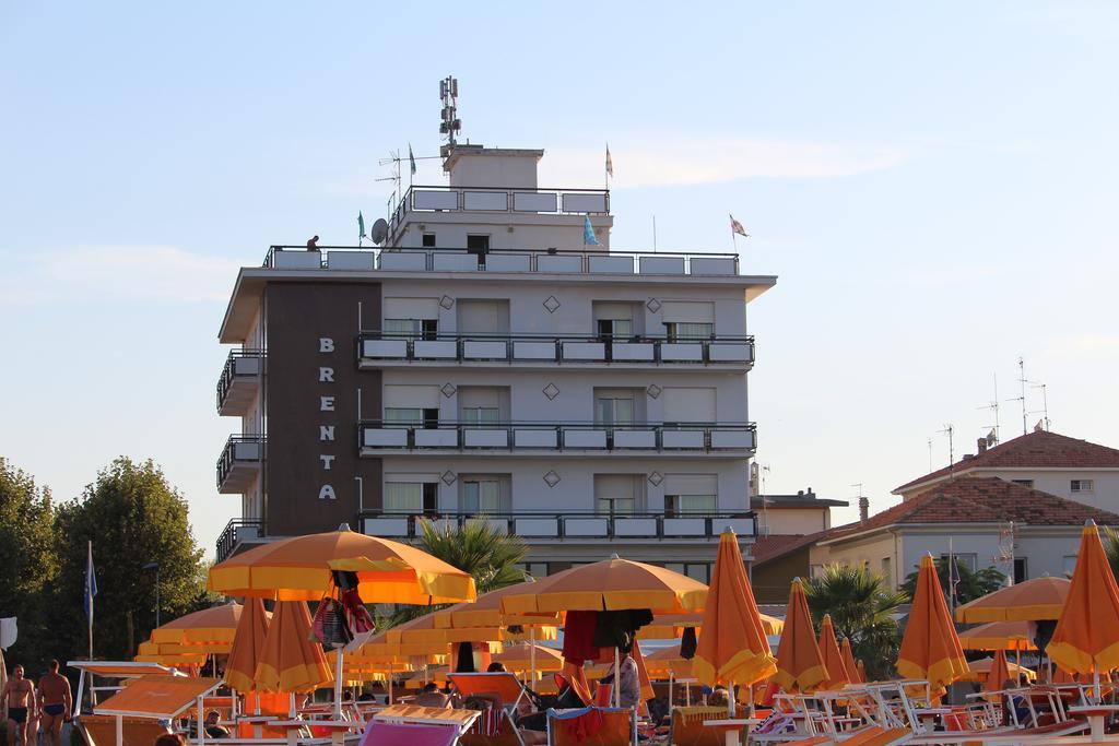 Hotel Brenta Viserbella di Rimini ภายนอก รูปภาพ