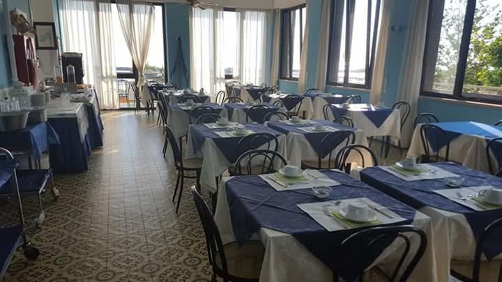 Hotel Brenta Viserbella di Rimini ภายนอก รูปภาพ