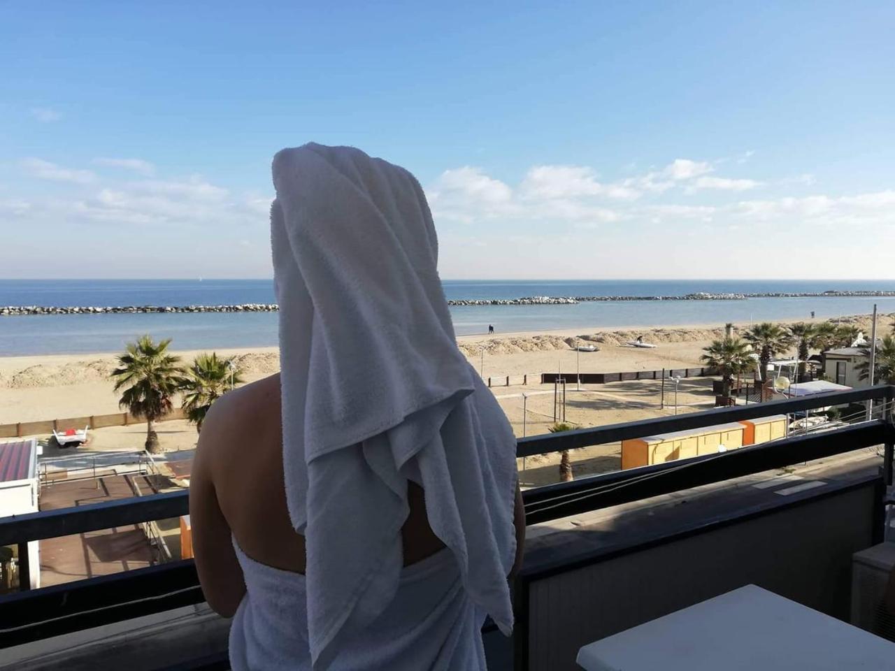 Hotel Brenta Viserbella di Rimini ภายนอก รูปภาพ